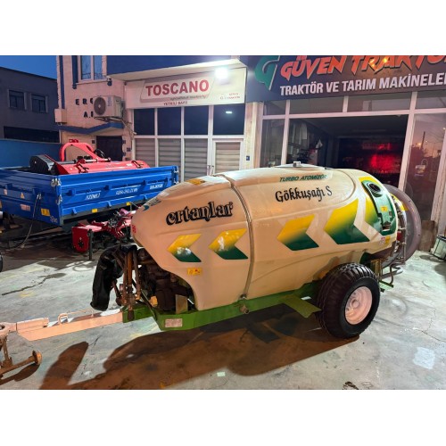 2. El Turbo Fanlı İlaçlama Makinası Ertanlar Gökkuşağı 2013 Model 2000 Litre Bahçe Tipi Zirai İlaçlama