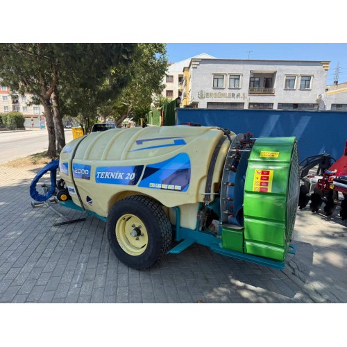 2. El Turbo İlaçlama Makinası Zirmak Teknik 20 2000 Litre 2013 Model | İtalyan Bertolini 154 Pompa | İtalyan Comer Şanzıman | Full İtalyan Donanımlı